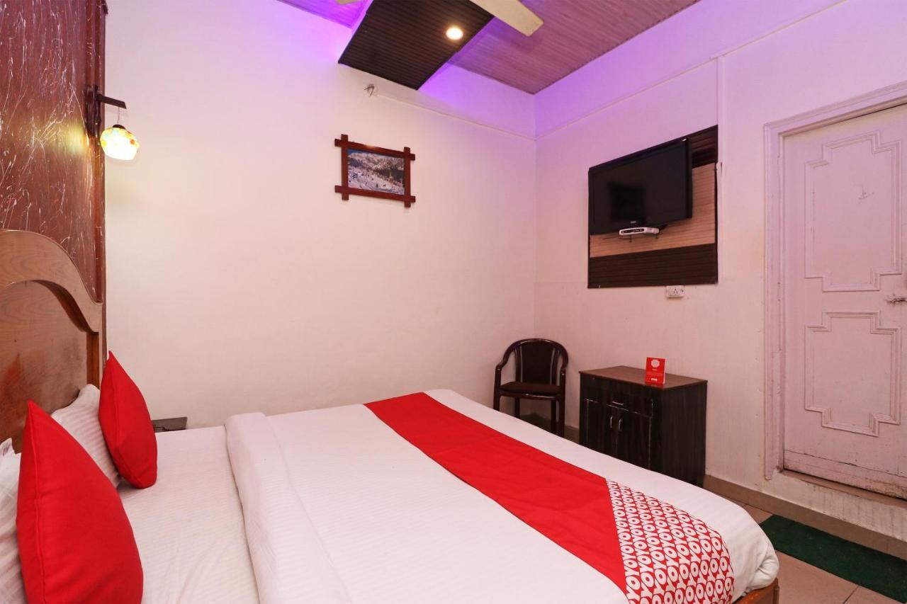 Oyo 75571 Sai Pooja Lodging Hotel Мумбай Екстериор снимка